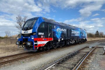 The first dual mode locomotive for BSAS and M.A.D. Traun Backgrounds