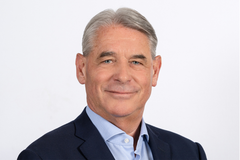 „Ich bin noch nicht fertig!“ sagt Willem Goosen, CEO von European Loc Pool, und verlängert seinen Vertrag mit dem Unternehmen.